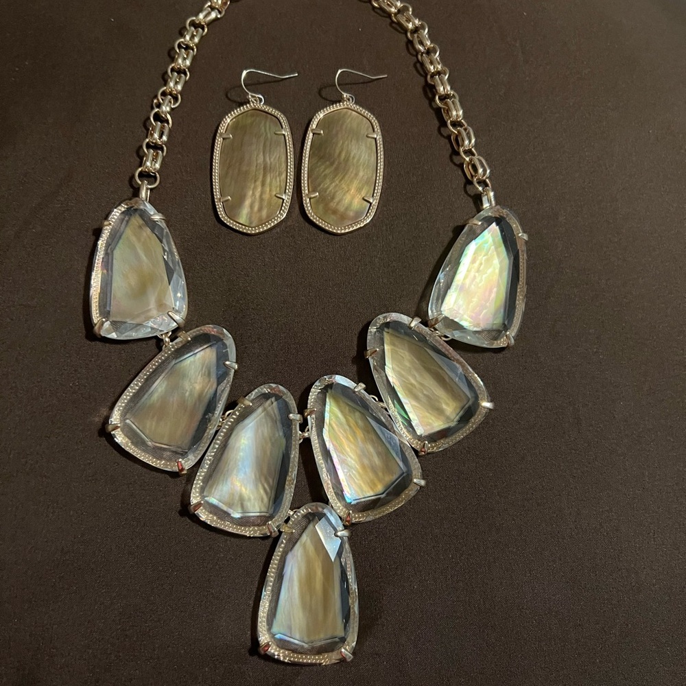 Kendra Scott Harlow Set - Picture 5 of 5